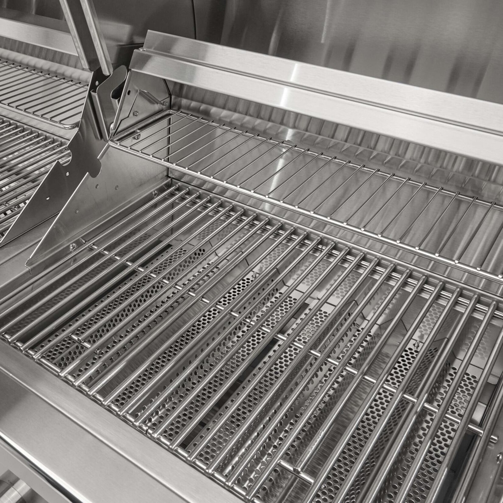 Coyote Coyote Hybrid Grill, 50" Built-in Gas & Charcoal -Natural Gas