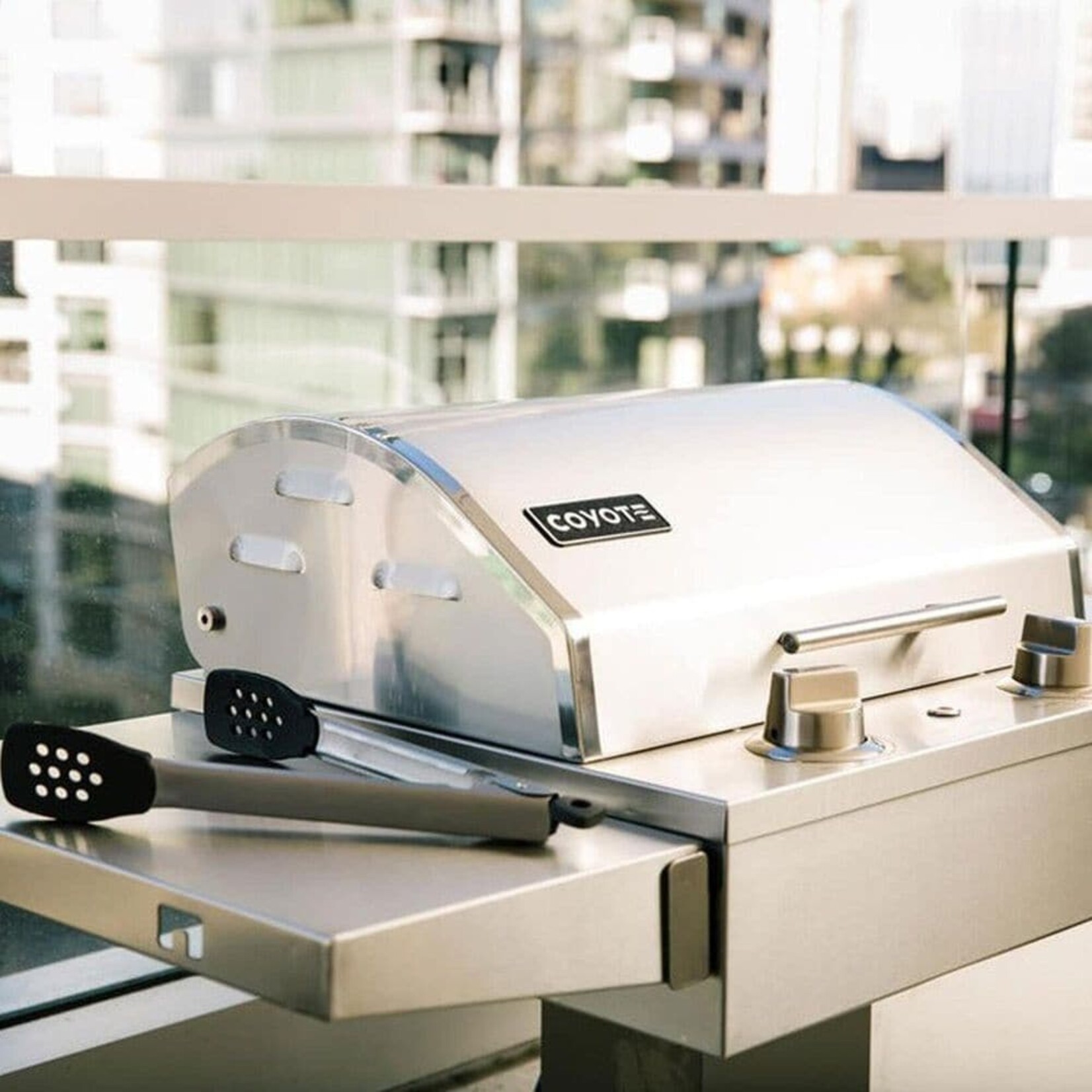 Coyote Coyote Electric Grill, 120V, Single Burner, Portable w/ Pedestal