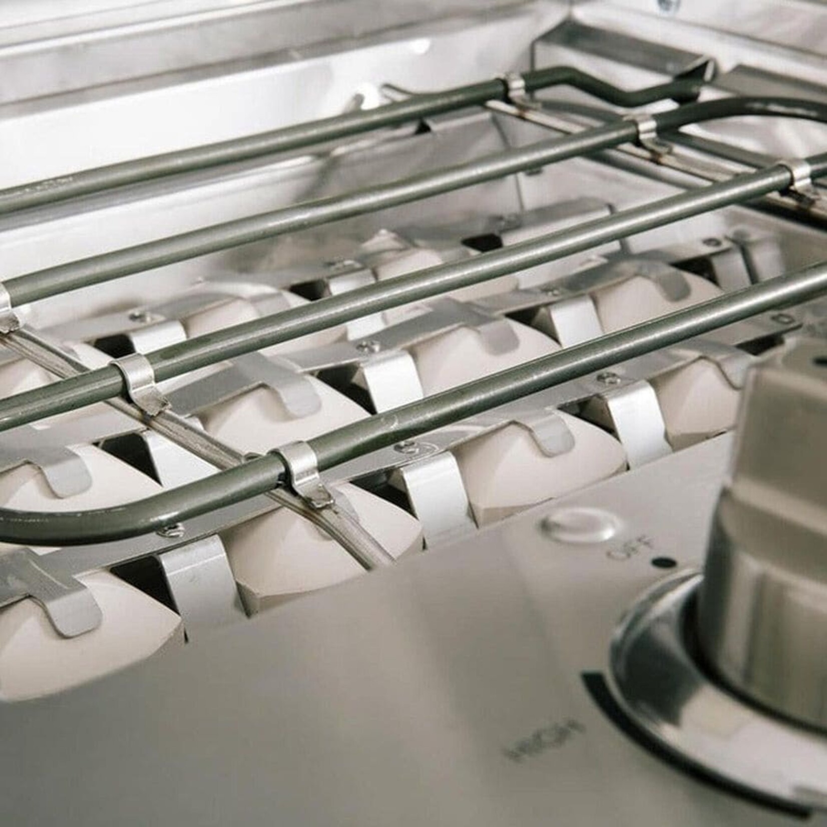 Coyote Coyote Electric Grill, 120V, Single Burner, Portable w/ Pedestal