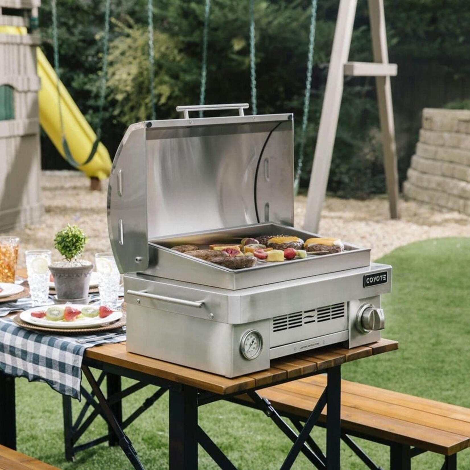 Coyote Coyote Portable Grill, Infinity Burner up to 20,000btu, Liquid Propane