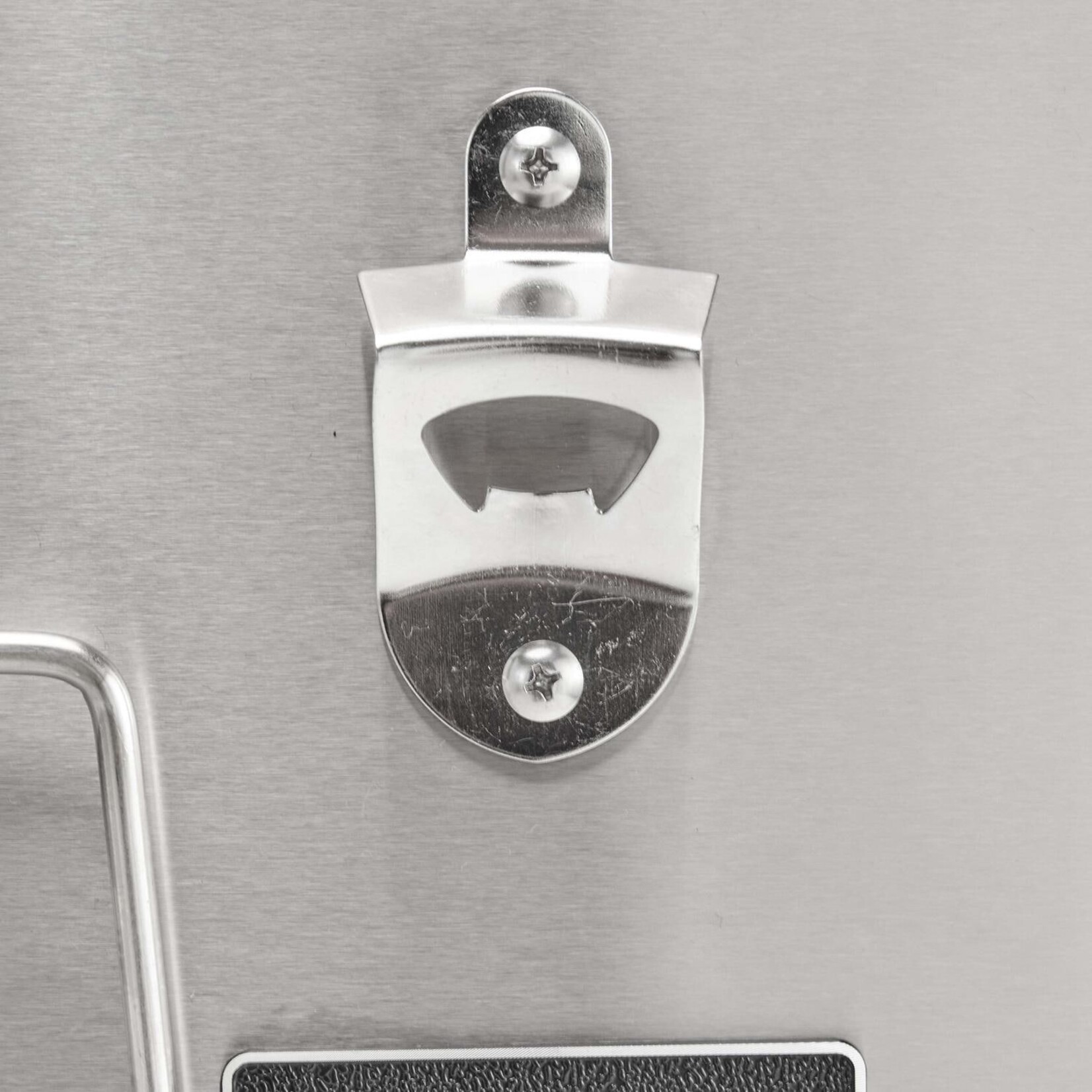 Coyote Coyote Refreshment Center 30"