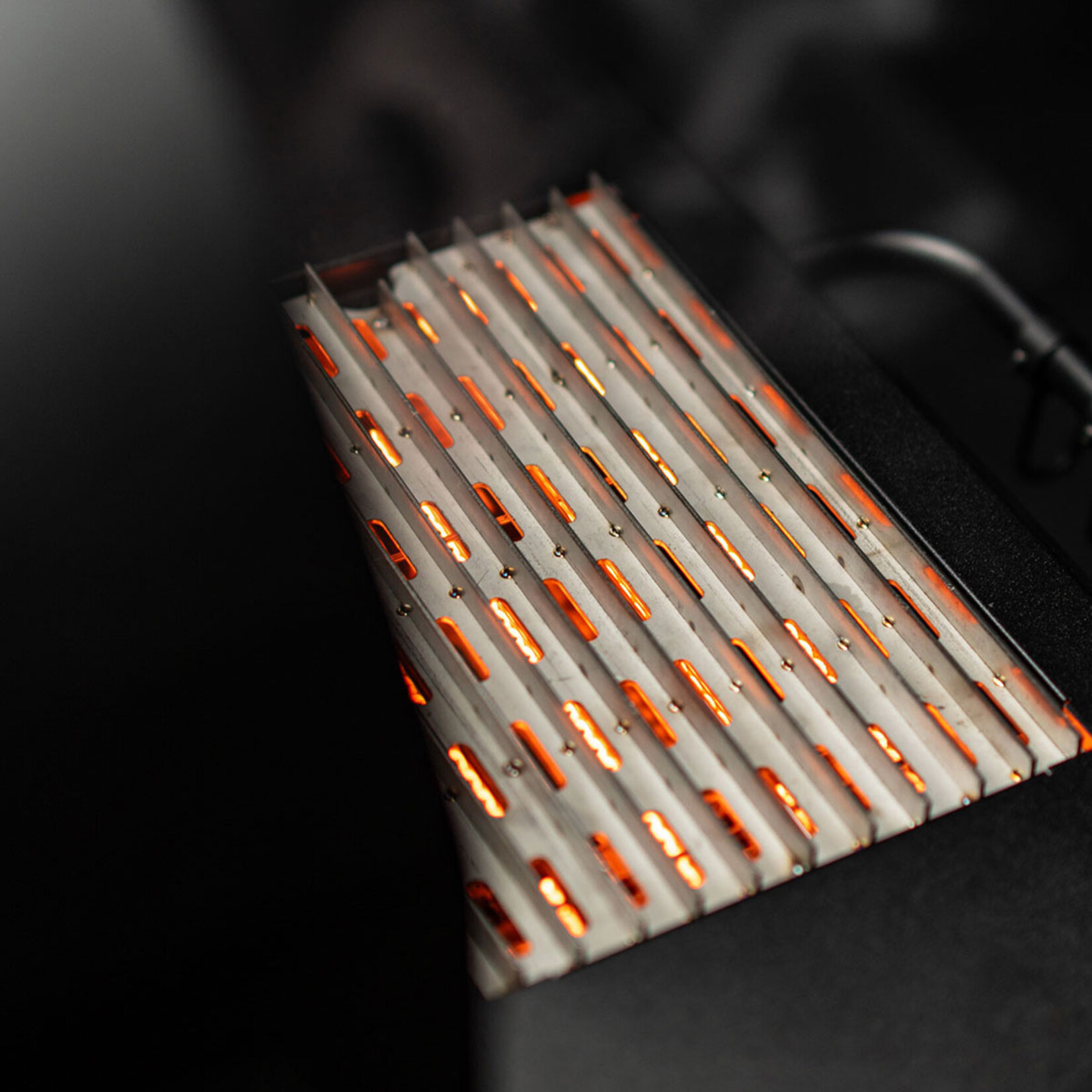 Green Mountain Grills GMG SideBurn - Peak/Ledge