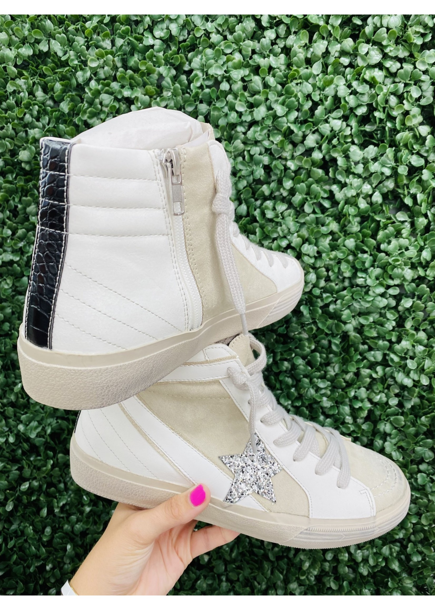 SHUSHOP Passion High Top Sneakers with Zipper Closure