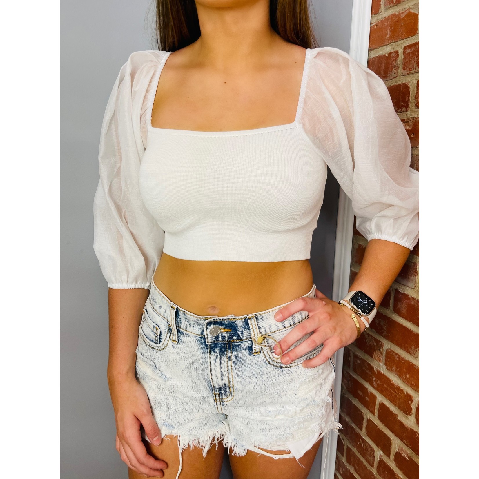 Cloud Ten White Square Neck Rib Knit Contrast Sleeve Crop Top