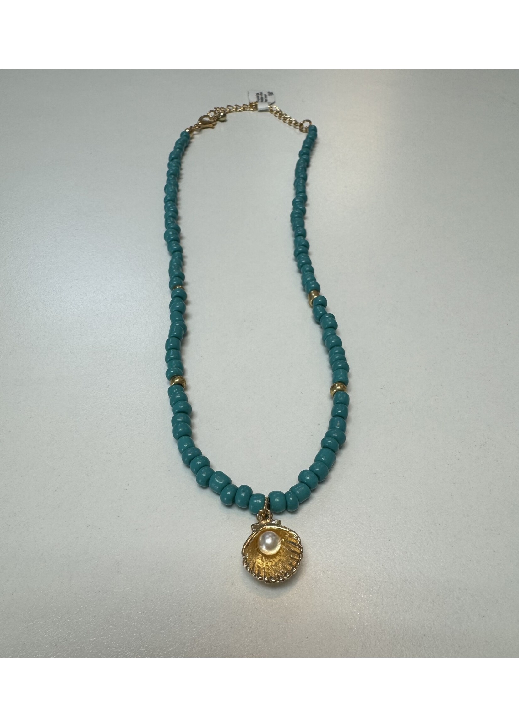 Turquoise Bead Necklace w/Shell Pearl Pendant