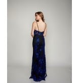 V-NCK, EMBROIDERED, FITTED MERMAID 2240