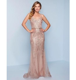 FITTED GLITTER TULLE DRESS WITH SPAGHETTI STRAPS AND SWEETHEART NECKLINE.