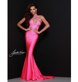 CRISS CROSS NECK WITH BROOCH, HALTER 2401