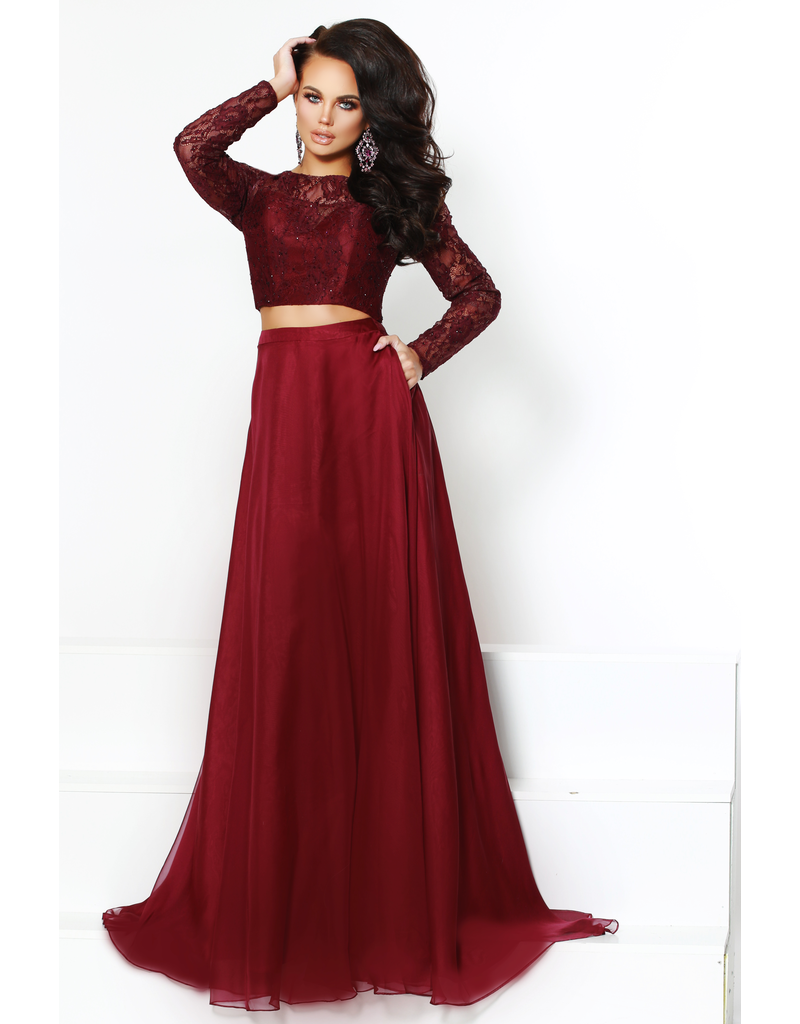 Chiffon, long sleeve lace top 2-piece gown with flowing skirt and pockets