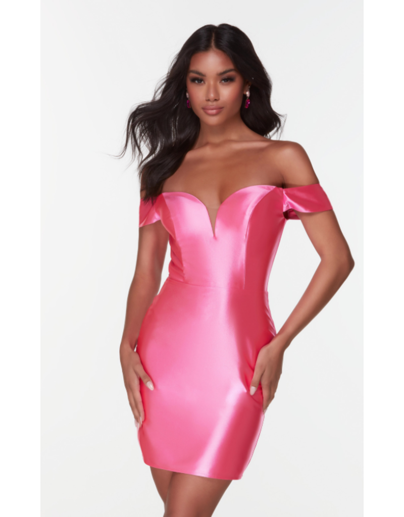 OFF SHOULDER STRETCH SATIN 4525