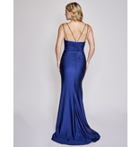 SIMPLE GOWN W/ SQUARE NECKLINE 7507