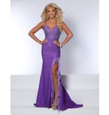 V-NK FITTED GOWN W/ FEATHER DETAIL SLIT 24165