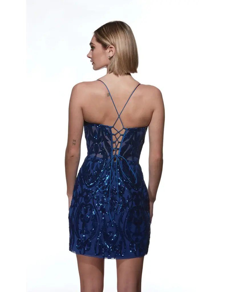 Short,Seqiun,V-Neck,Fitted, 4900