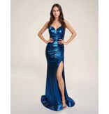 Spaghetti strap shimmer jersey v-neck fitted gown 7605