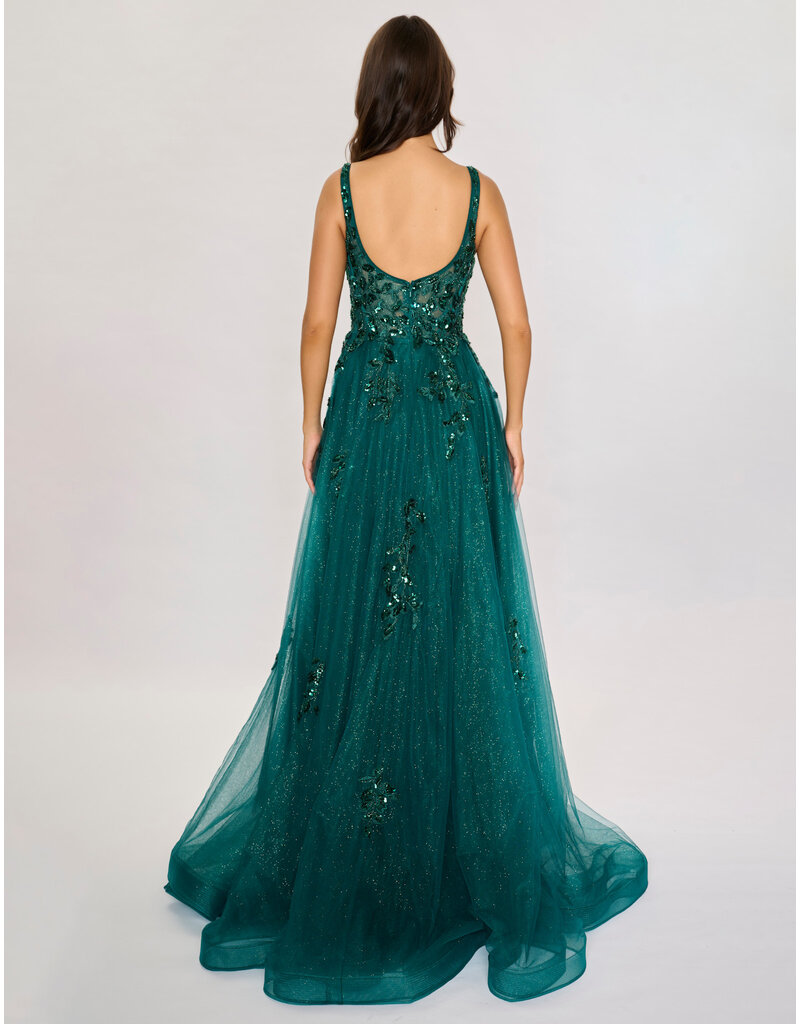 SCOOP NECK, SPLIT FRONT TULLE A-LINE 6626