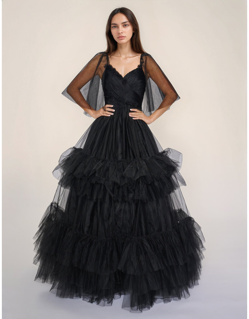 V-neck, Gathered bodice, Tulle flutter sleeves, Ballgown 5315
