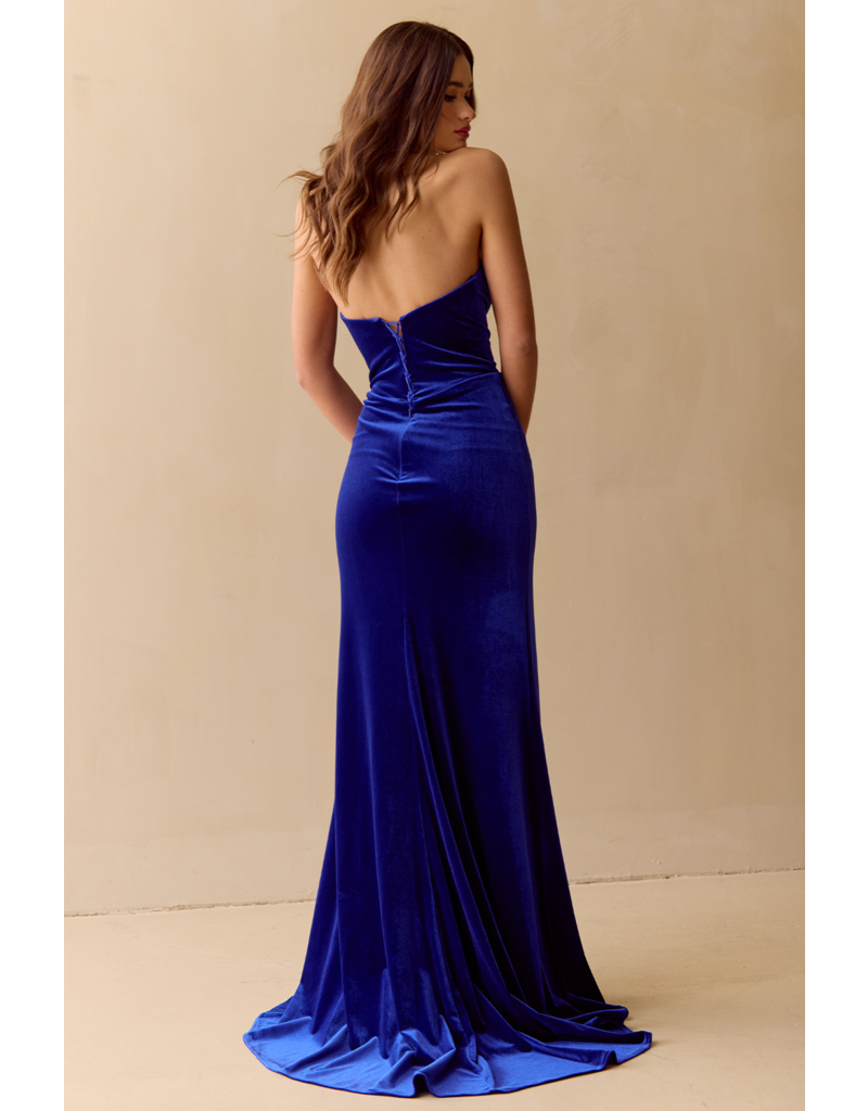 AMELIA COUTURE Strapless velvet lace up back w/bow leg slit 8047