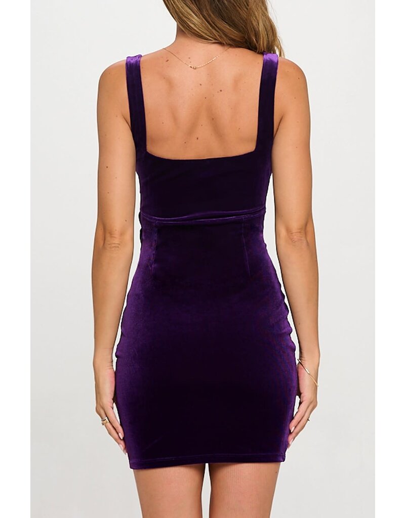 A LOVE STORY Tank strap square neck fitted velvet short gown CD3518C