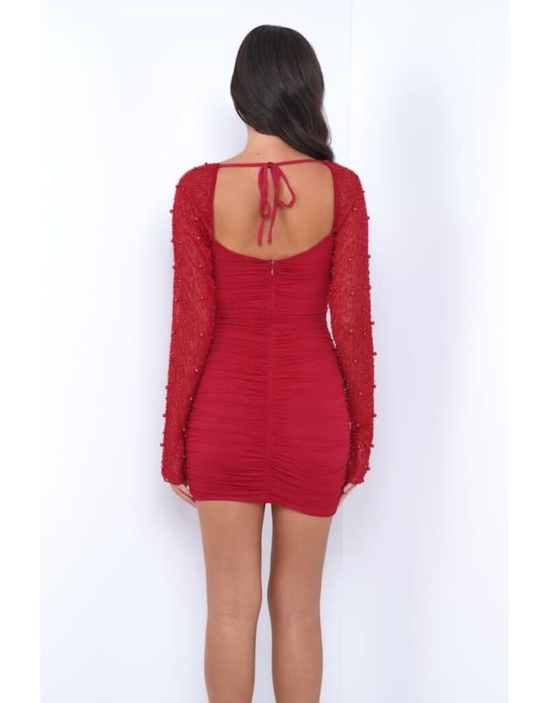 VELVI Pearl long sleeve fitted short gown 3757