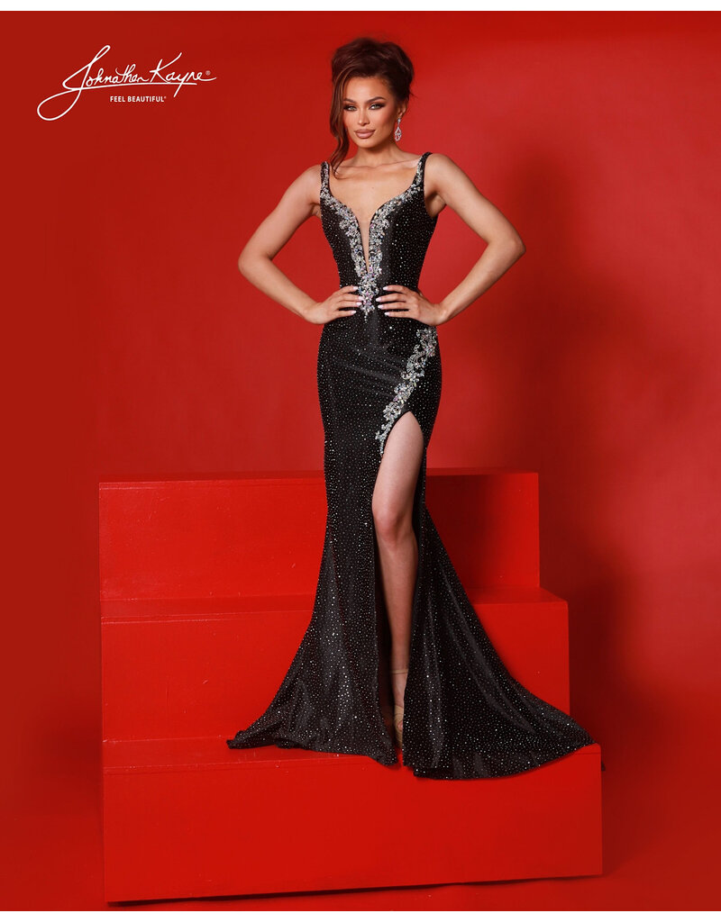 Beaded jersey fitted gown w/beaded leg slit 3237