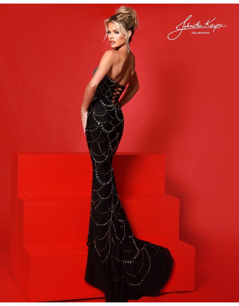 Strapless beaded fitted gown 3245