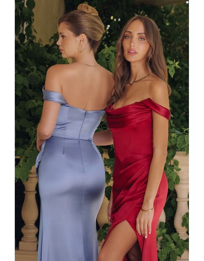 Ladivine Off the shoulder satin fitted gown T82620