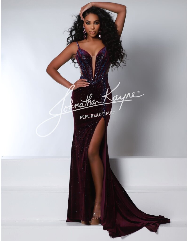 Spaghetti strap velvet beaded corset fitted gown 2948