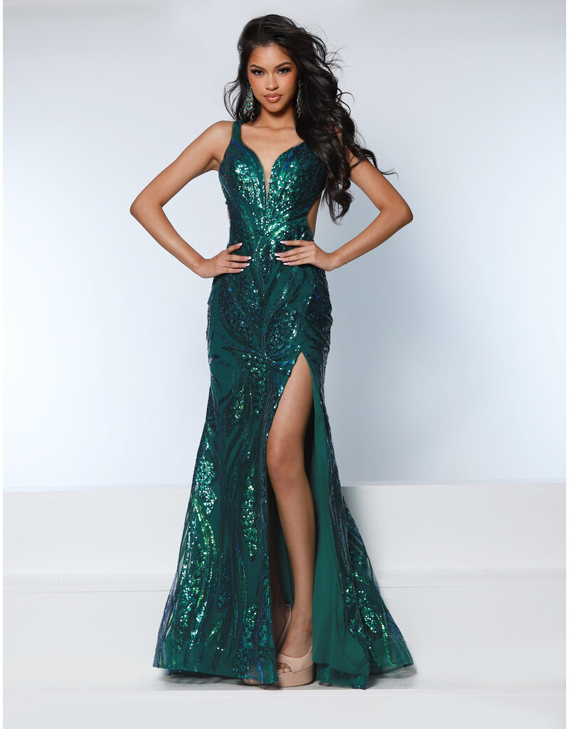 KATE PARKER Sequin open back fitted gown w/leg slit 26305