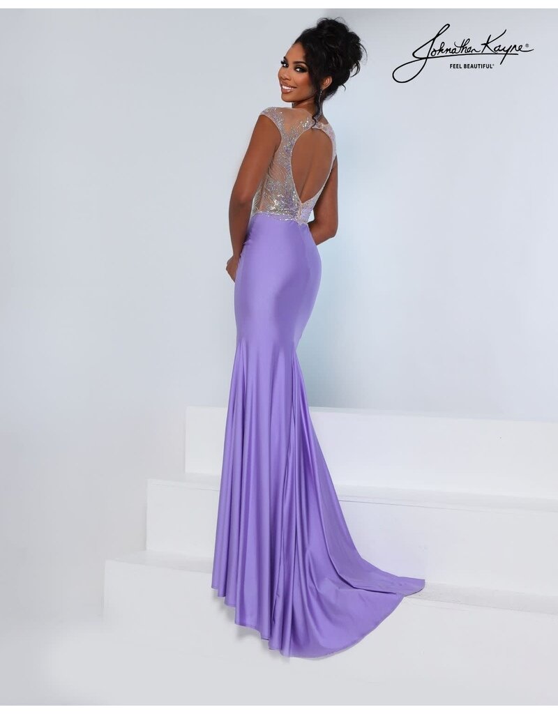Fitted, beaded bodice, keyhole back, jersey with slit 3220