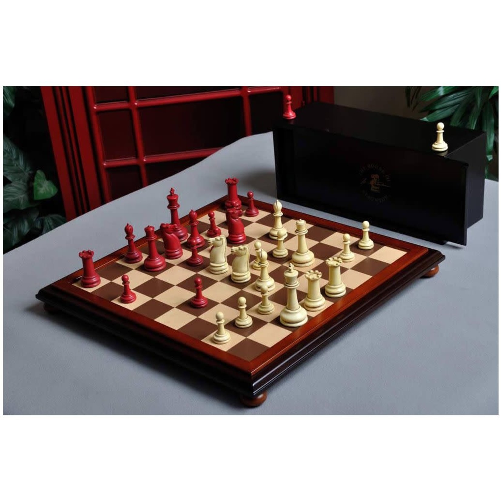 Authentic Models Classic Staunton Chess Set