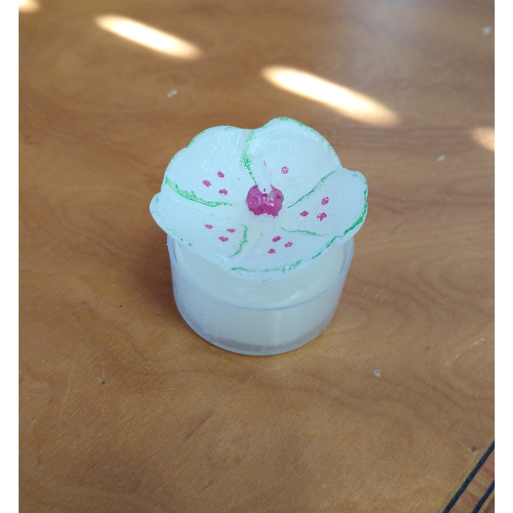 Point a la Ligne Cherry Blossom White Tealight Candle