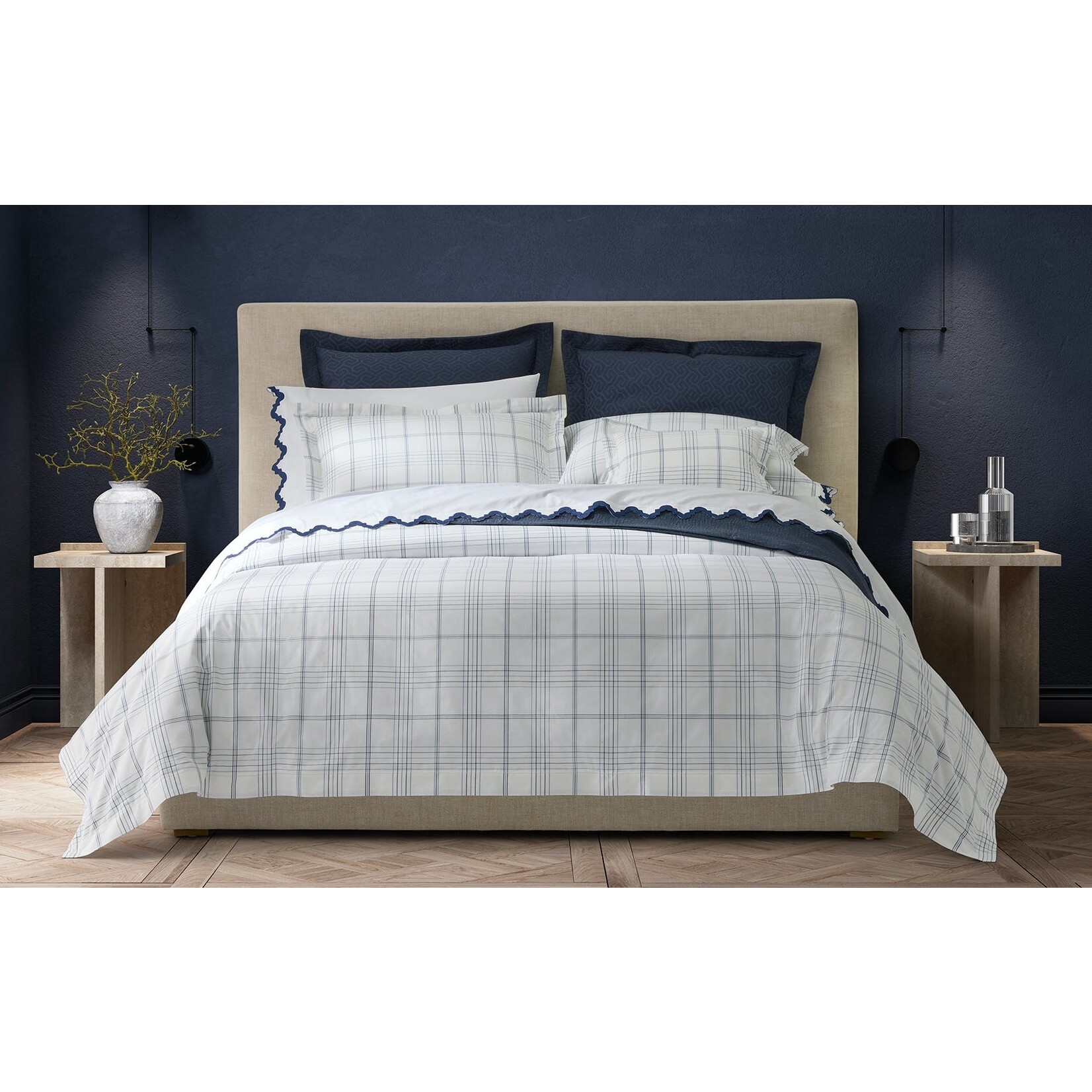 Matouk August Navy Plaid Cotton Percale King Fitted Sheet