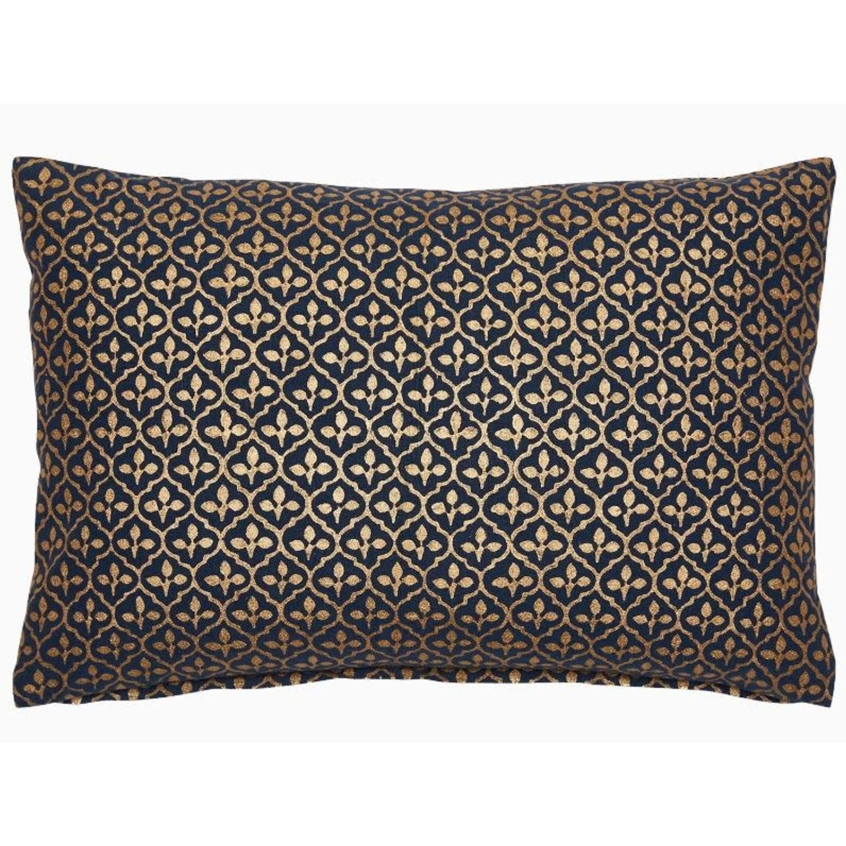 https://cdn.shoplightspeed.com/shops/650587/files/49285952/1652x1652x2/john-robshaw-textiles-sidra-decorative-pillow-12x1.jpg