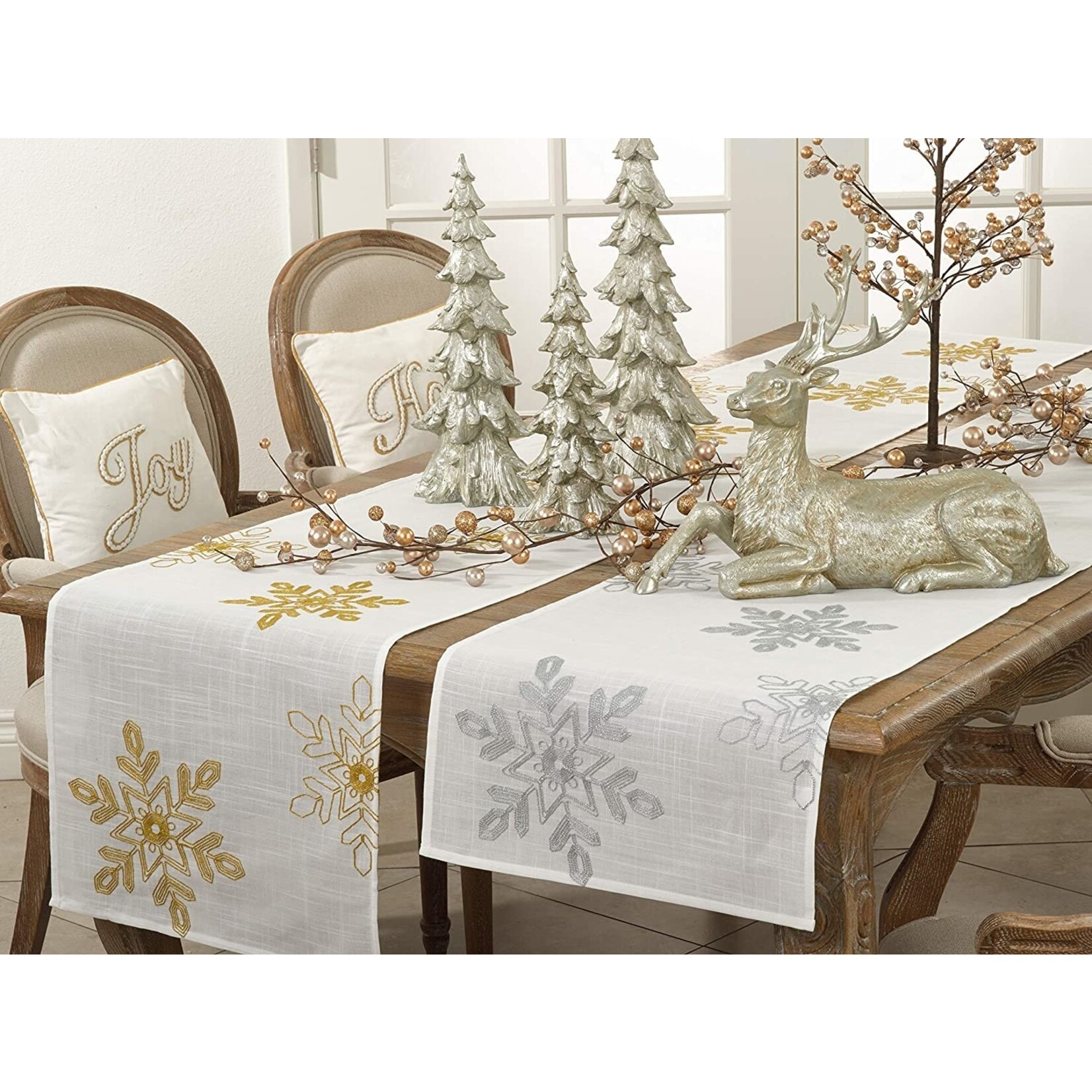 Saro Trading Company White Snowflake Tablecloth Runner