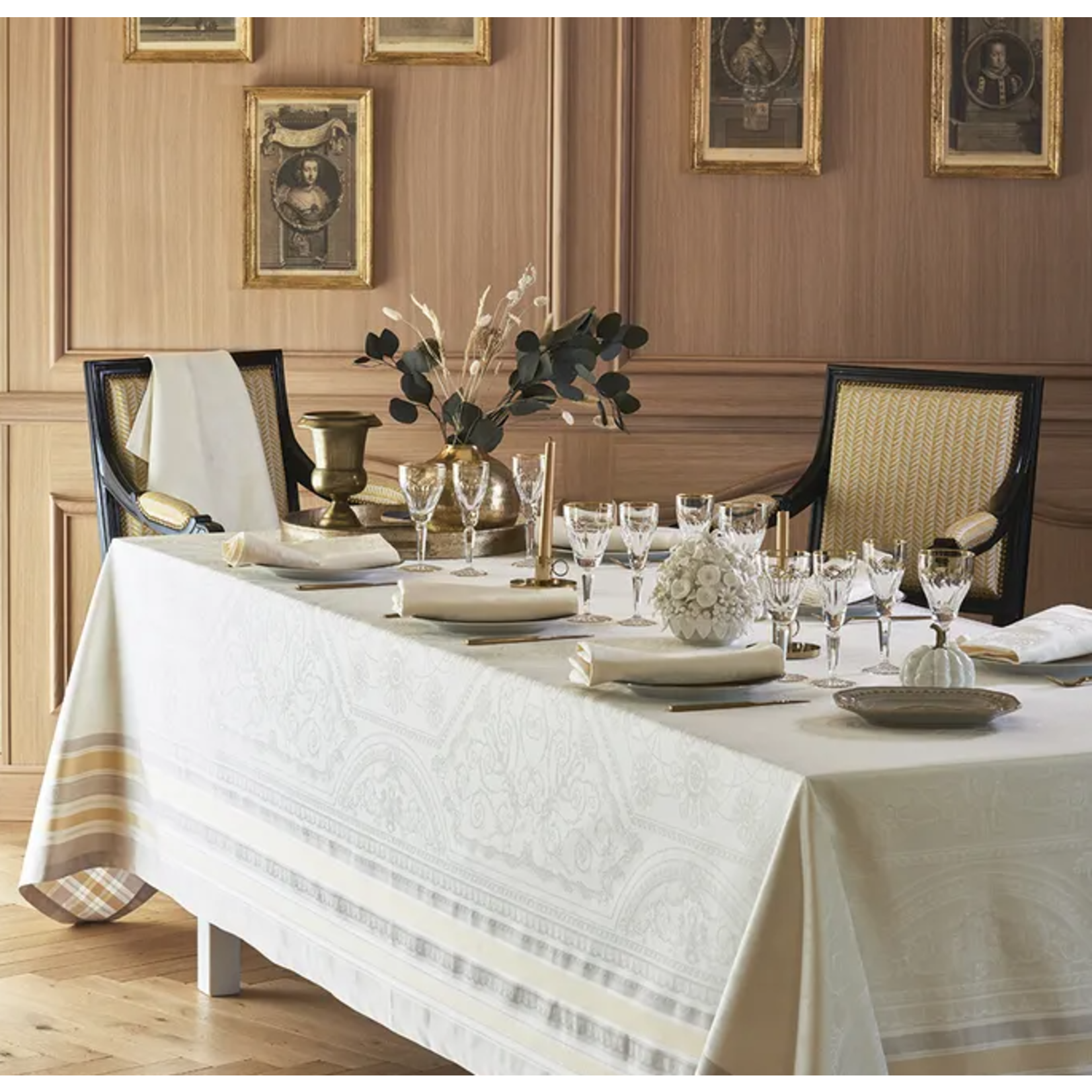 Garnier Thiebaut Galerie Des Glaces Tablecloth