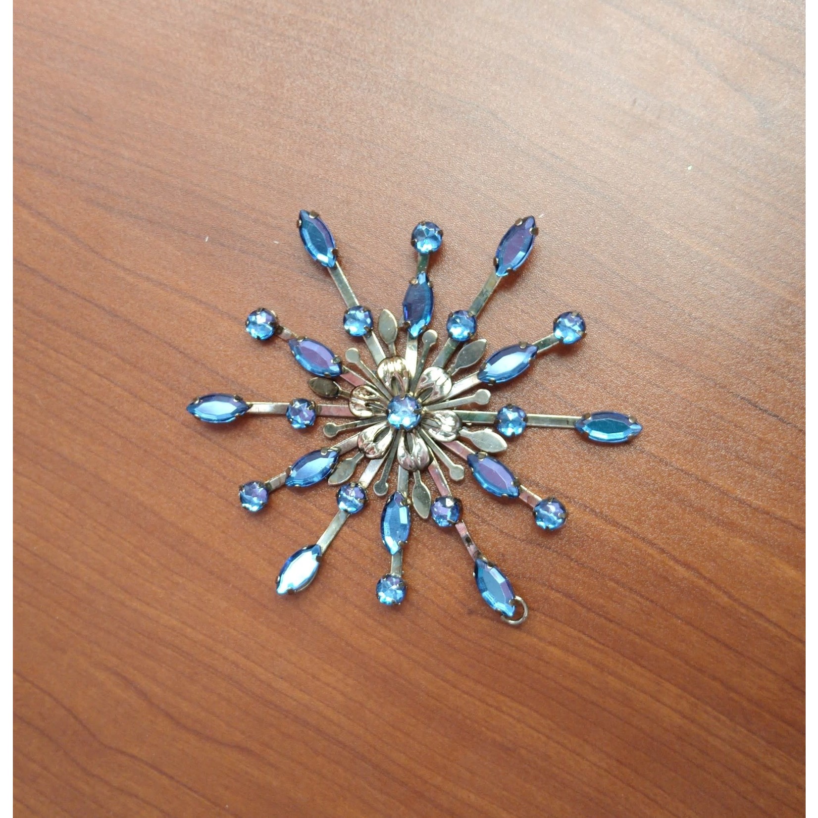 Shishi LLC Jewel Snowflake Blue Ornament