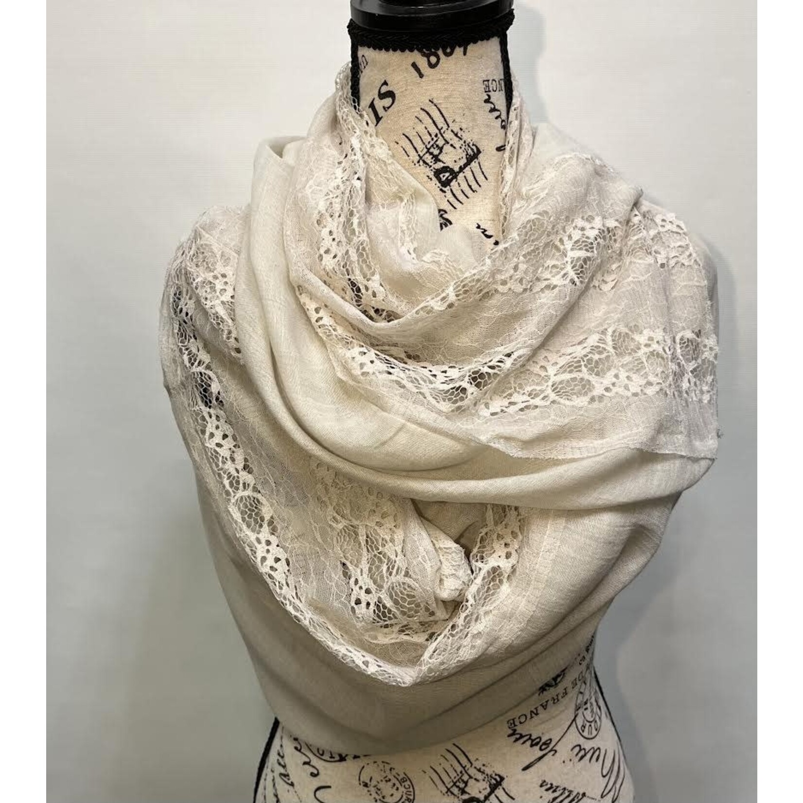 2CHIC Lace Scarf
