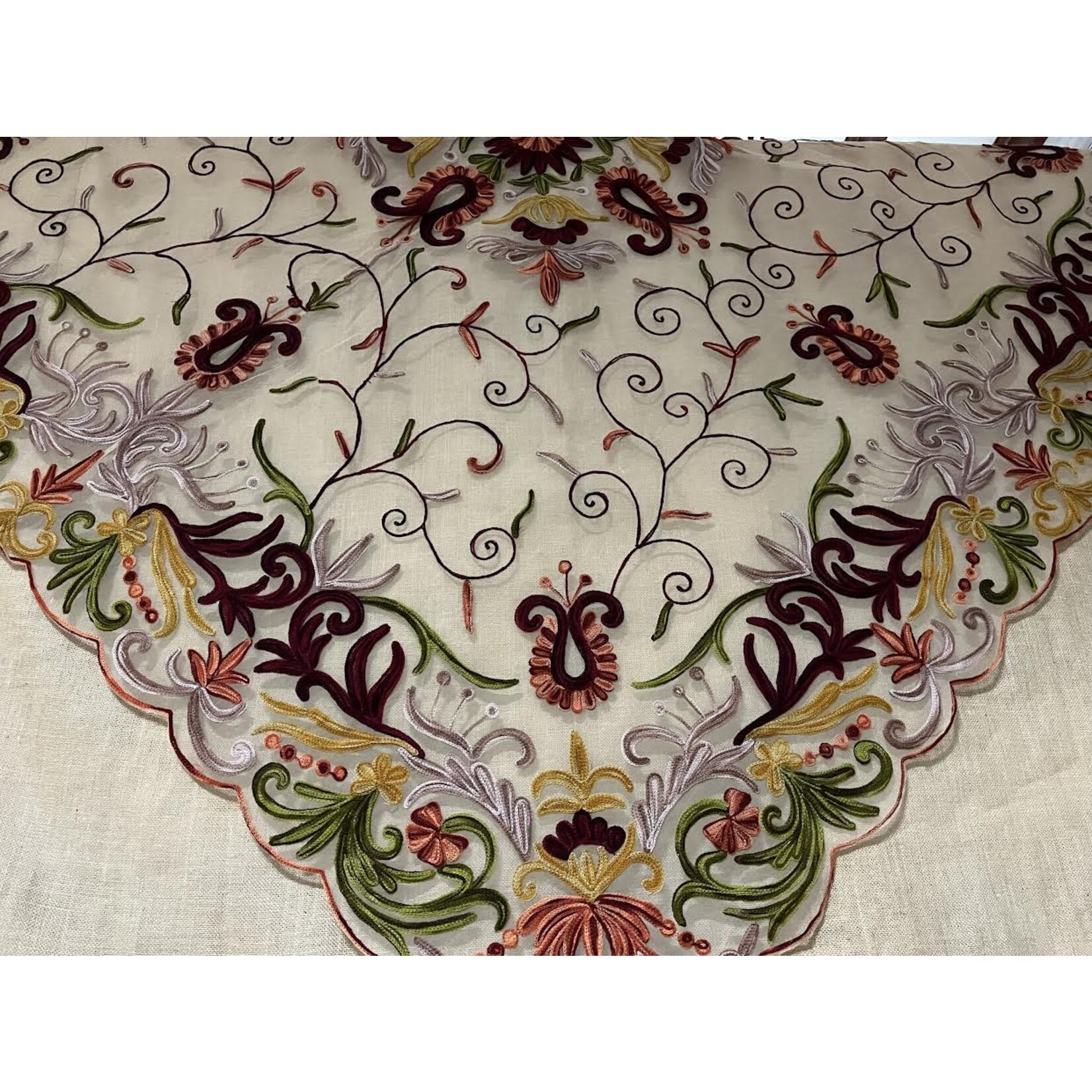 Saro Trading Company Tablecloth Multi  84"