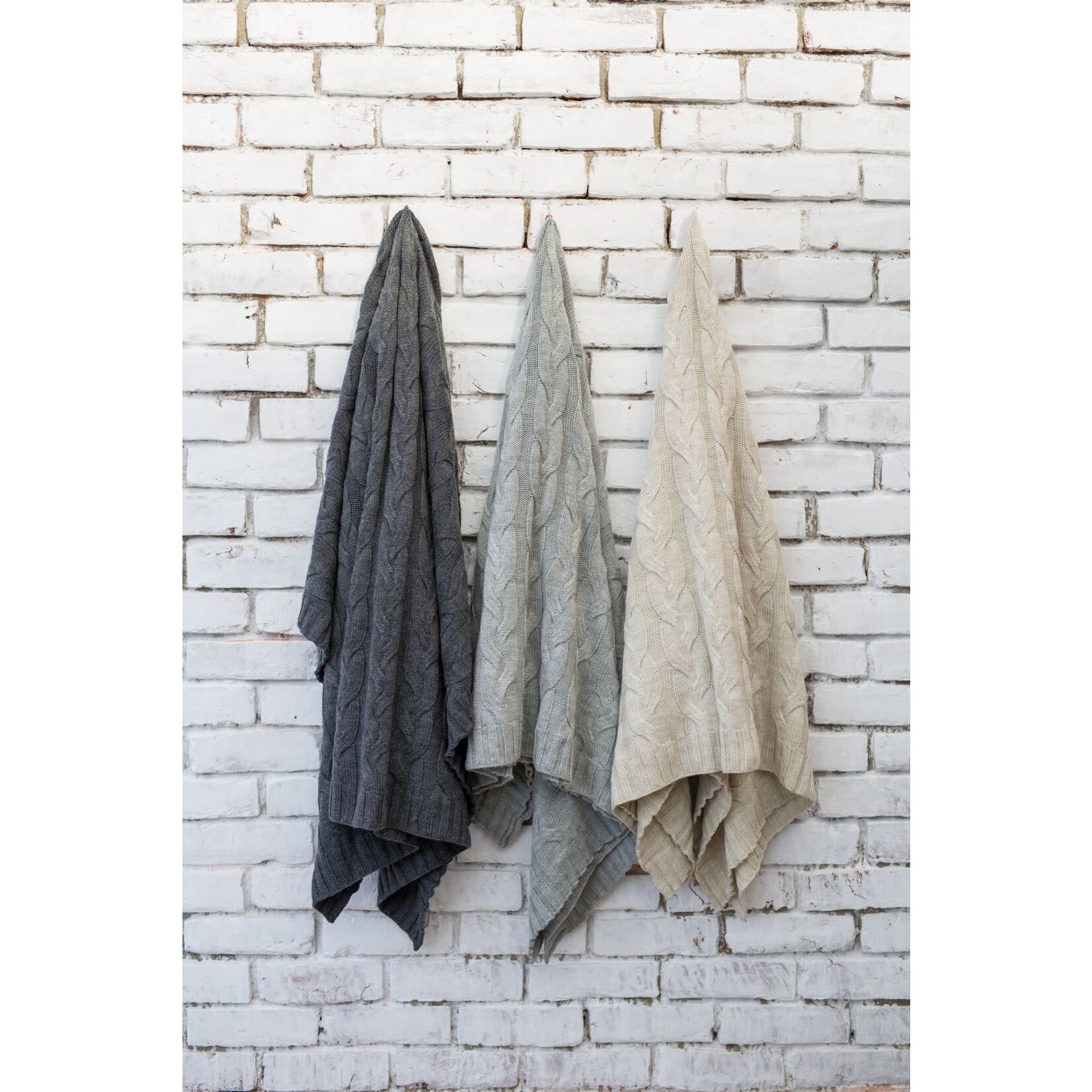 Darzzi LLC Hampton Throw Charcoal