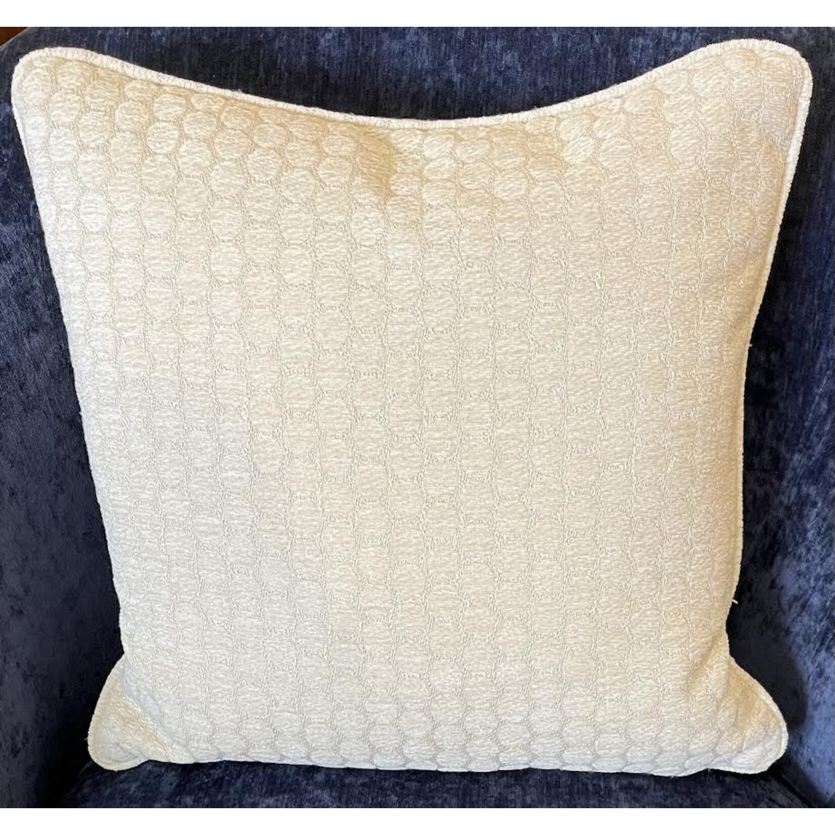 Sherrill Furniture Lakin Cream Pillow 18x18