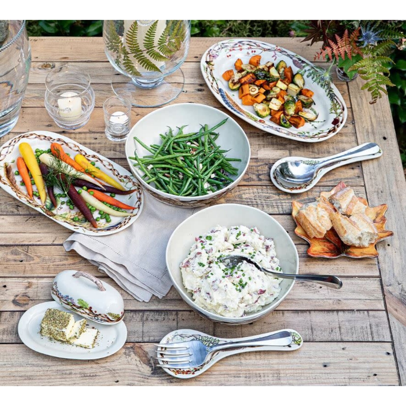 Juliska Berry & Thread 2 Piece Hostess Set Bright Satin