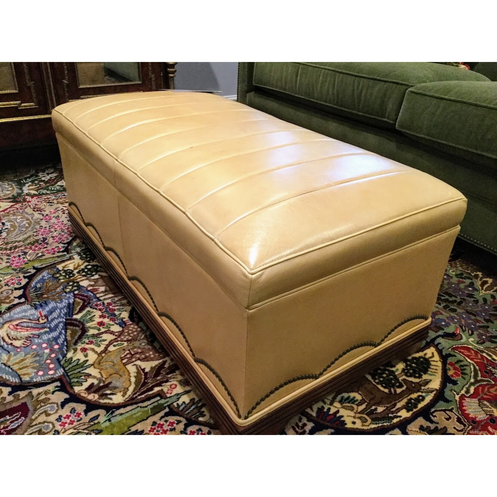 Vanguard Furniture Owen Custom Bench in Palomino Bocchino Leather