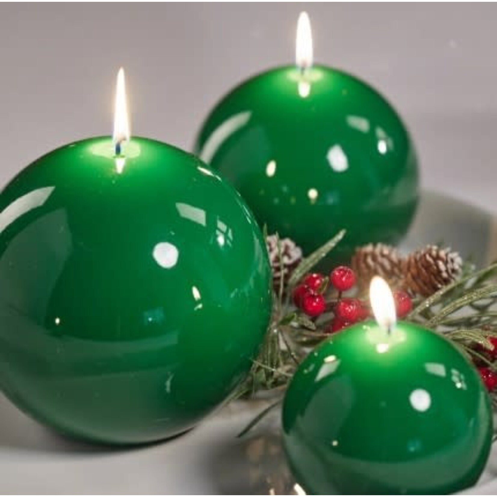 Zodax Lacquer Ball Candle