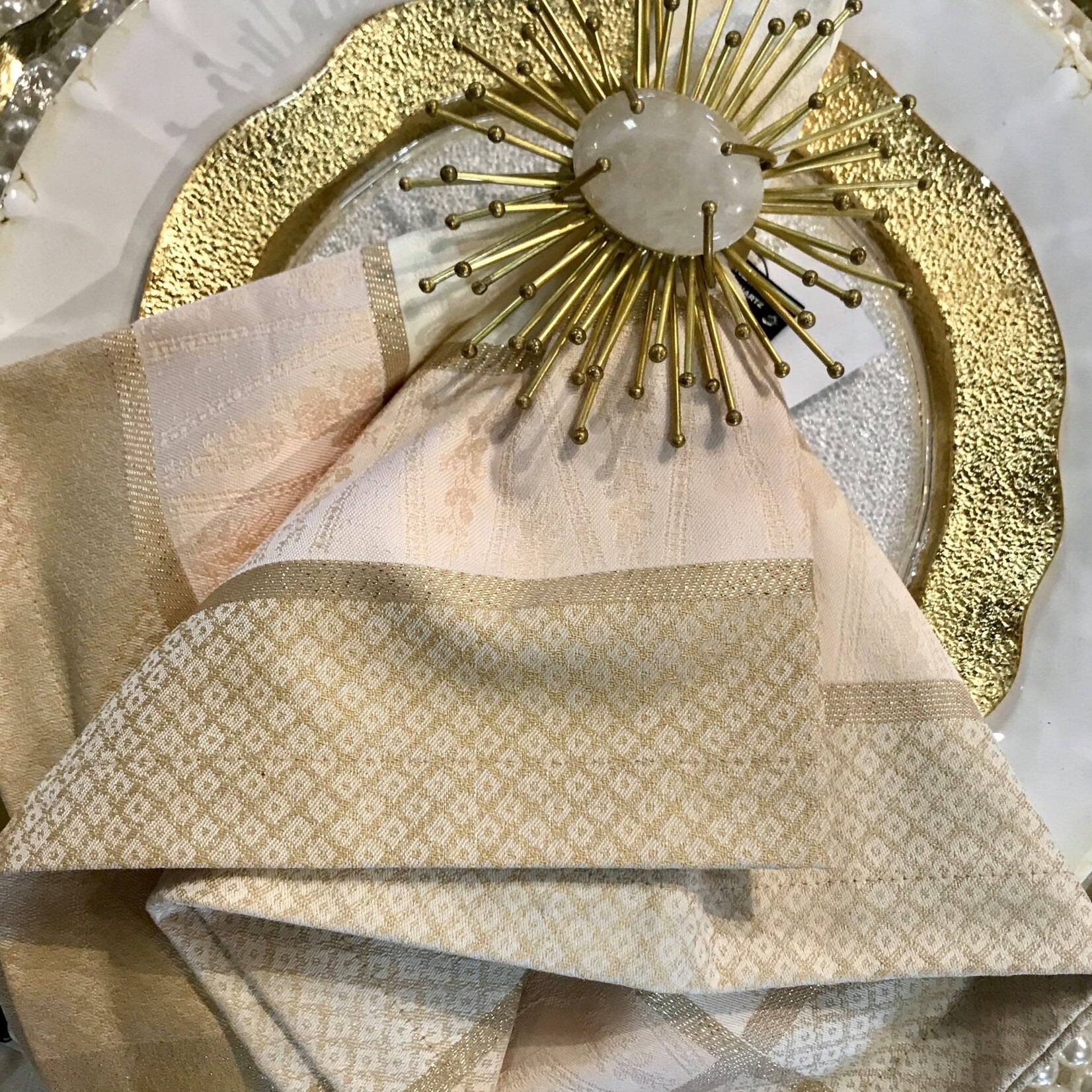 Kim Seybert Flare Napkin Ring in Gold