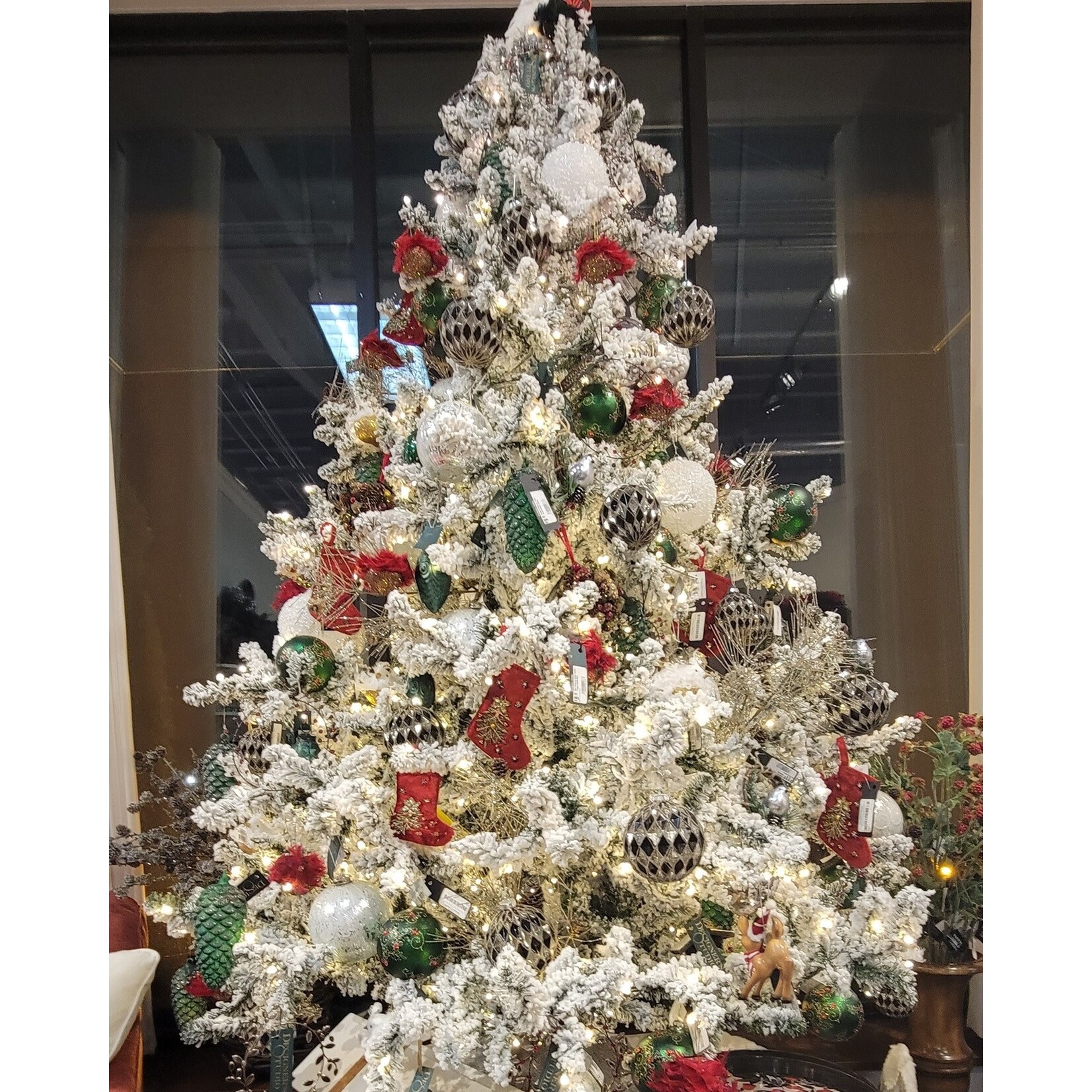Shishi LLC Shiny Green Holly Deco Ornament