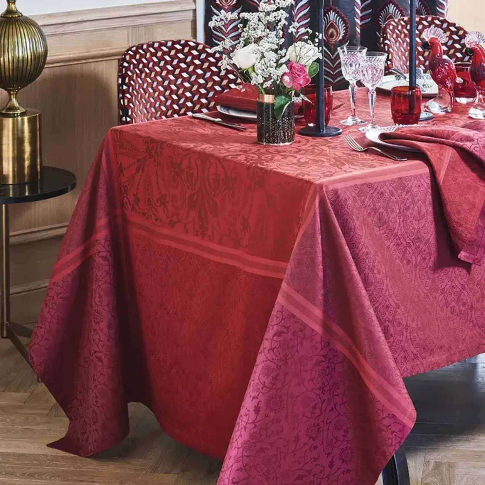 Garnier Thiebaut Cassandre Grenat Tablecloth