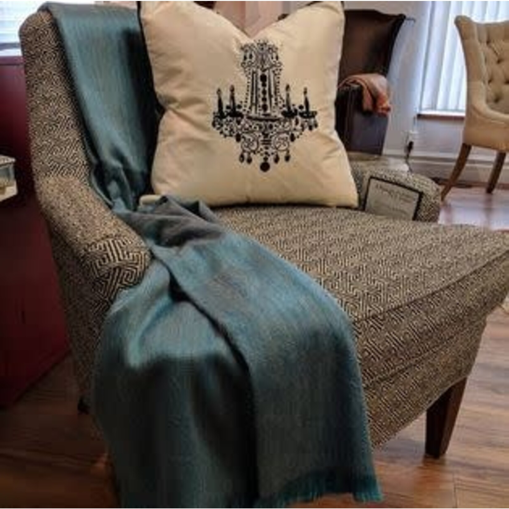 Eastern Accent Int Black & White Chandelier Throw Pillow 20x20