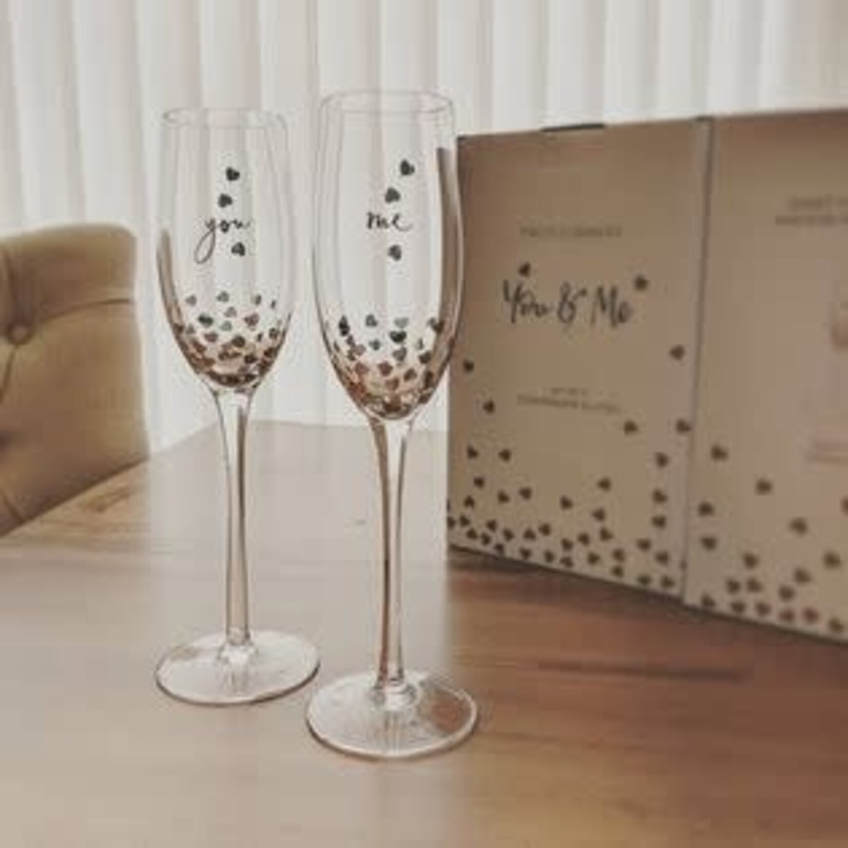 Two's Company Heart of Gold Flutes Set of 2