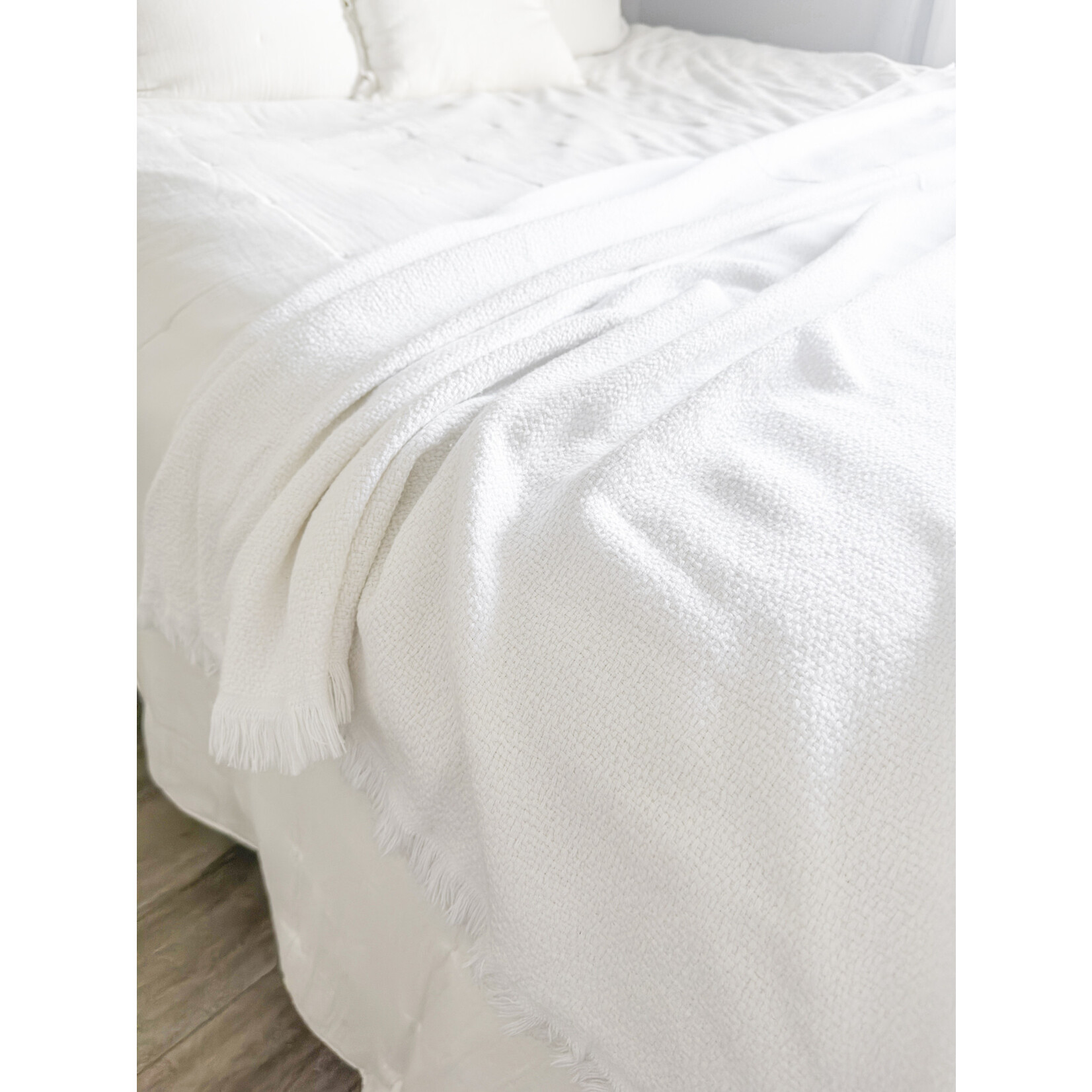 Anaya Blissful Bamboo White Throw Blanket