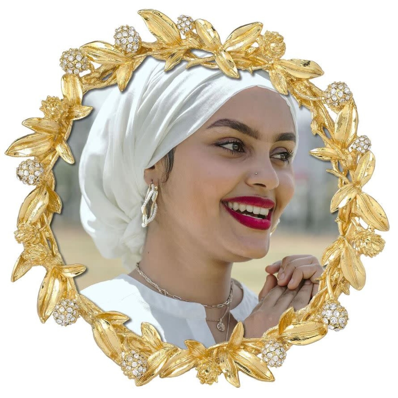 Olivia Riegel Gold & Crystals Cornelia Round Frame 4.5"